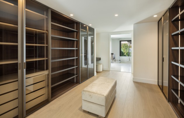 Herverkoop - Villa - Marbella - Nueva Andalucía