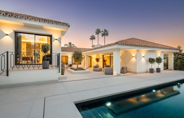 Herverkoop - Villa - Marbella - Nueva Andalucía