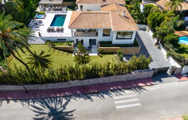 Herverkoop - Villa - Marbella - Nueva Andalucía