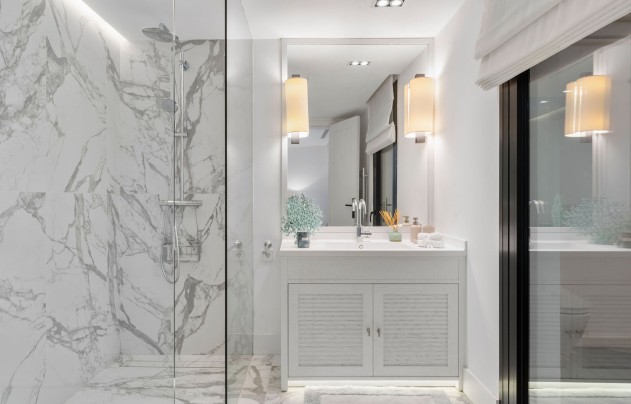 Herverkoop - Villa - Marbella - Los Naranjos de Marbella