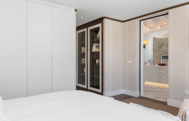 Herverkoop - Villa - Marbella - Los Naranjos de Marbella