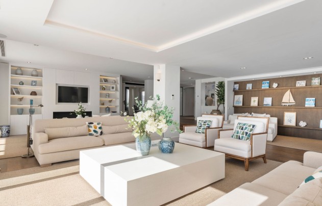 Herverkoop - Villa - Marbella - Los Naranjos de Marbella