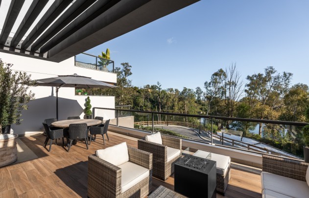 Herverkoop - Apartment - Marbella - Nueva Andalucía