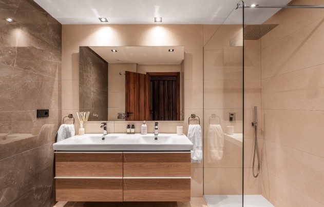 Herverkoop - Apartment - Marbella - Nueva Andalucía