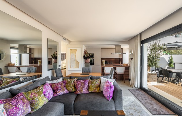 Herverkoop - Apartment - Marbella - Nueva Andalucía