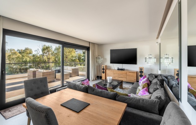 Herverkoop - Apartment - Marbella - Nueva Andalucía