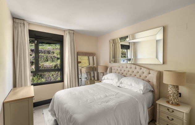 Herverkoop - Apartment - Marbella - Nueva Andalucía