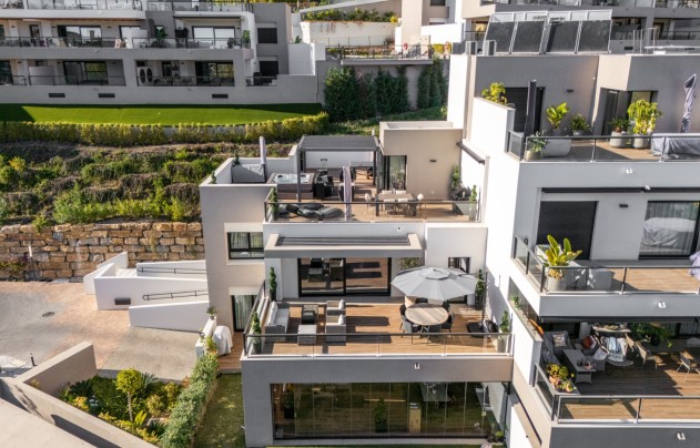 Herverkoop - Apartment - Marbella - Nueva Andalucía