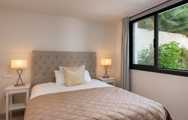 Herverkoop - Villa - Marbella - Nueva Andalucía