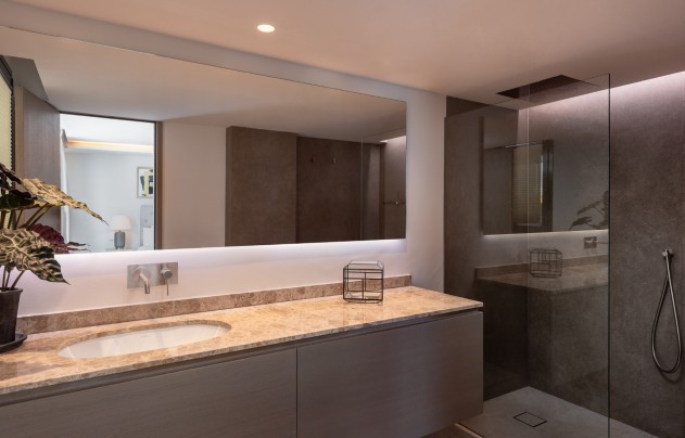 Herverkoop - Villa - Marbella - Nueva Andalucía