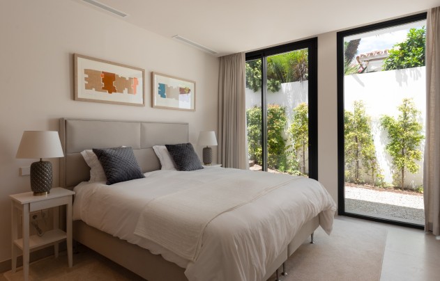 Herverkoop - Villa - Marbella - Nueva Andalucía