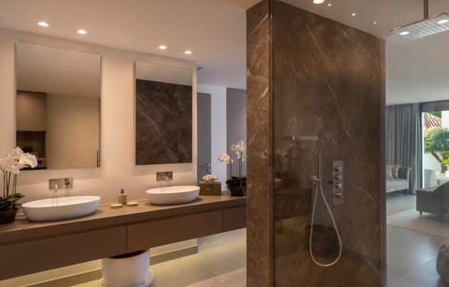 Herverkoop - Villa - Marbella - Nueva Andalucía