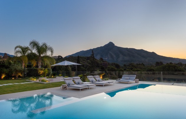 Herverkoop - Villa - Marbella - Nueva Andalucía