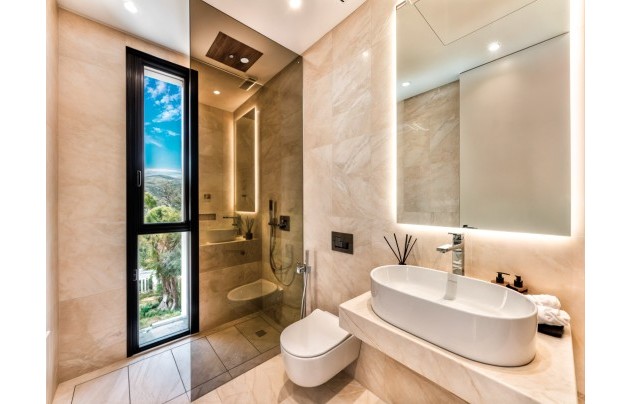 Herverkoop - Villa - Marbella - Golden Mile