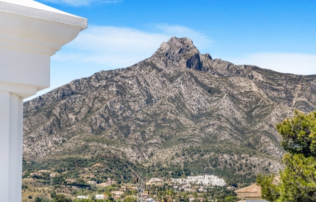 Herverkoop - Villa - Marbella - Golden Mile