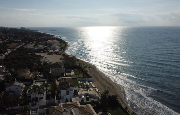 Herverkoop - Villa - Marbella - Las Chapas