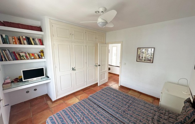 Herverkoop - Villa - Marbella - Las Chapas