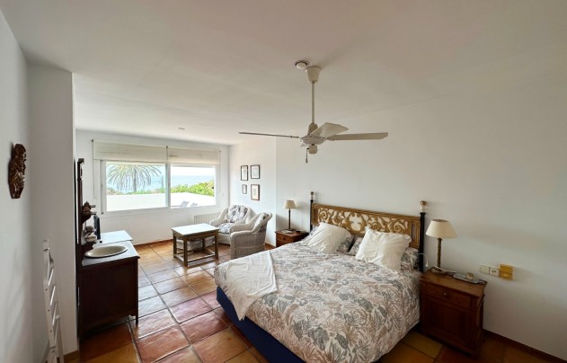 Herverkoop - Villa - Marbella - Las Chapas