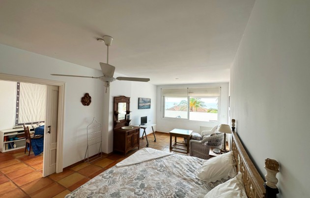 Herverkoop - Villa - Marbella - Las Chapas