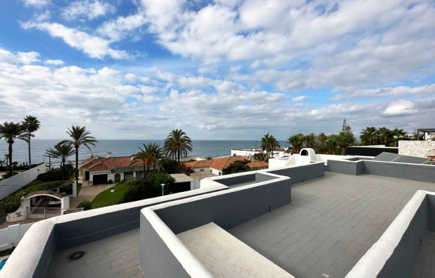 Herverkoop - Villa - Marbella - Las Chapas