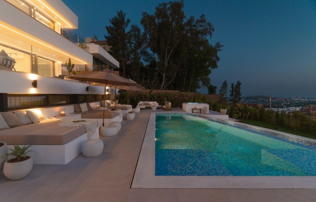 Herverkoop - Villa - Marbella - Nueva Andalucía