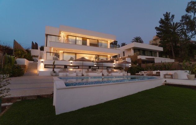 Herverkoop - Villa - Marbella - Nueva Andalucía