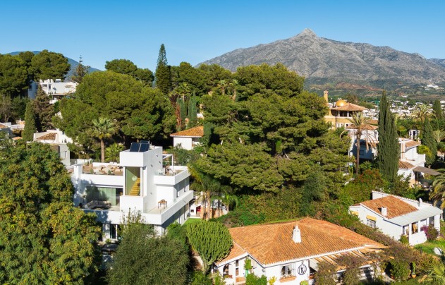 Herverkoop - Villa - Marbella - Nueva Andalucía