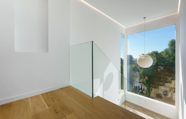 Herverkoop - Villa - Marbella - Nueva Andalucía