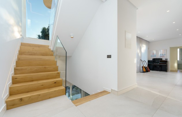 Herverkoop - Villa - Marbella - Nueva Andalucía