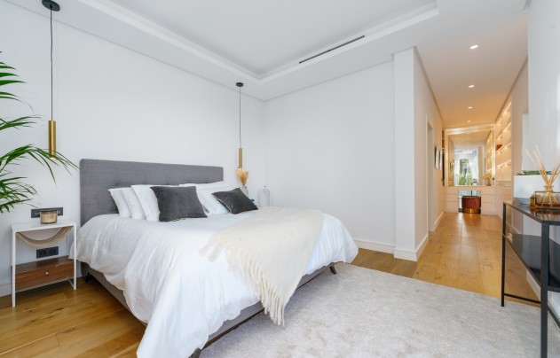 Herverkoop - Villa - Marbella - Nueva Andalucía