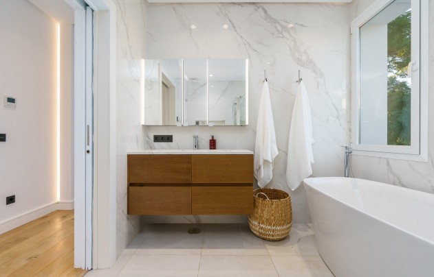 Herverkoop - Villa - Marbella - Nueva Andalucía