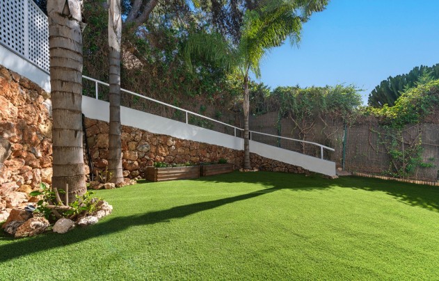 Herverkoop - Villa - Marbella - Nueva Andalucía