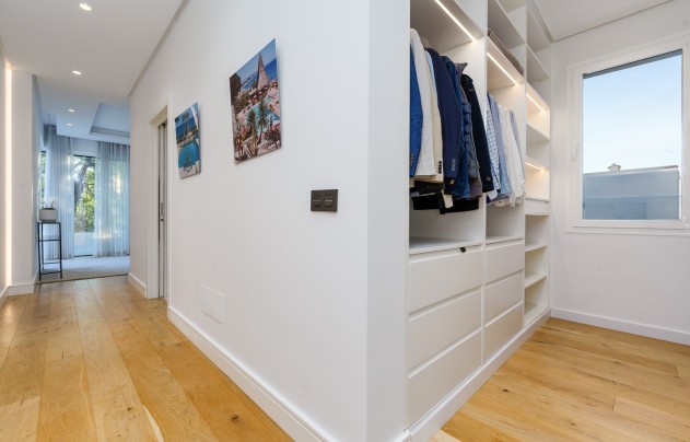 Herverkoop - Villa - Marbella - Nueva Andalucía