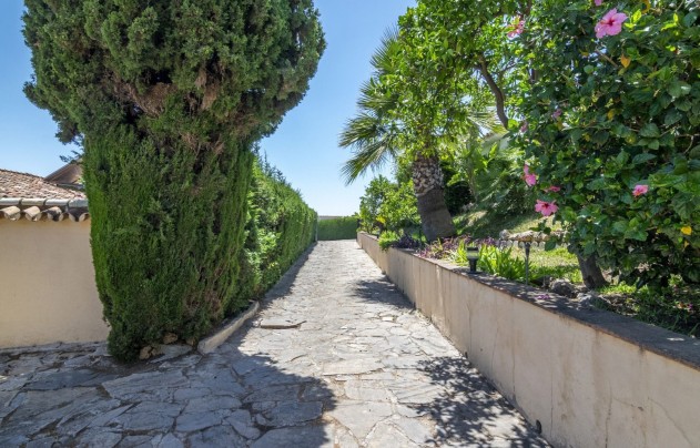 Herverkoop - Villa - Benahavis - La Quinta