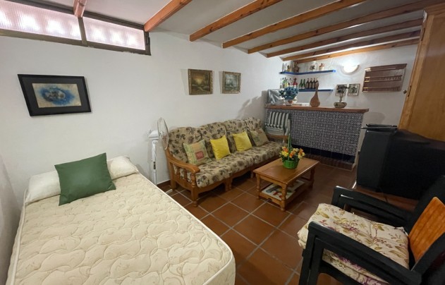 Resale - House - Guardamar del Segura