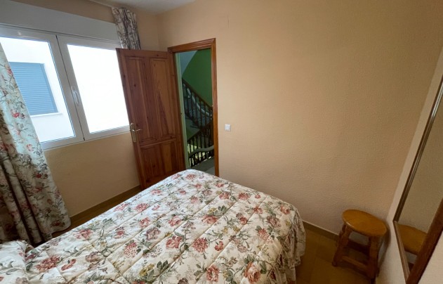 Resale - House - Guardamar del Segura