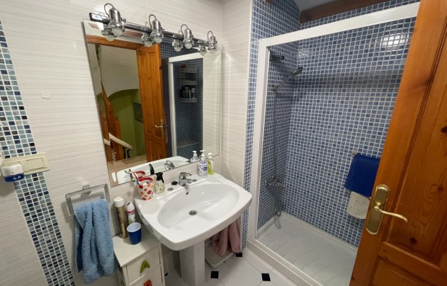 Resale - House - Guardamar del Segura