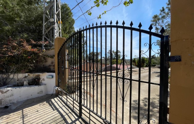 Resale - Villa - Guardamar del Segura - Valencia