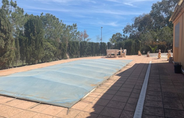 Resale - Villa - Guardamar del Segura - Valencia