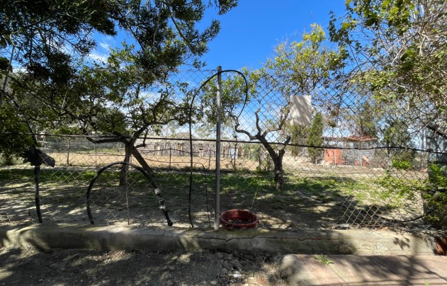 Resale - Villa - Guardamar del Segura - Valencia