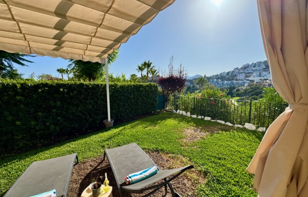 Herverkoop - Apartment - Benahavis - La Quinta