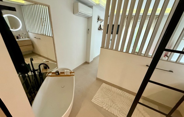 Herverkoop - Apartment - Benahavis - La Quinta