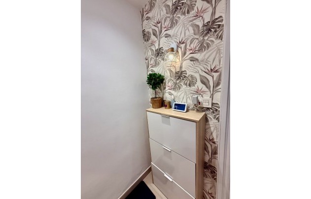 Herverkoop - Apartment - Benahavis - La Quinta