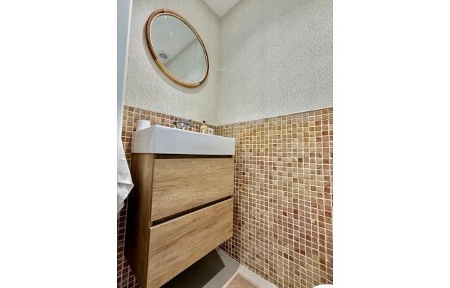 Herverkoop - Apartment - Benahavis - La Quinta