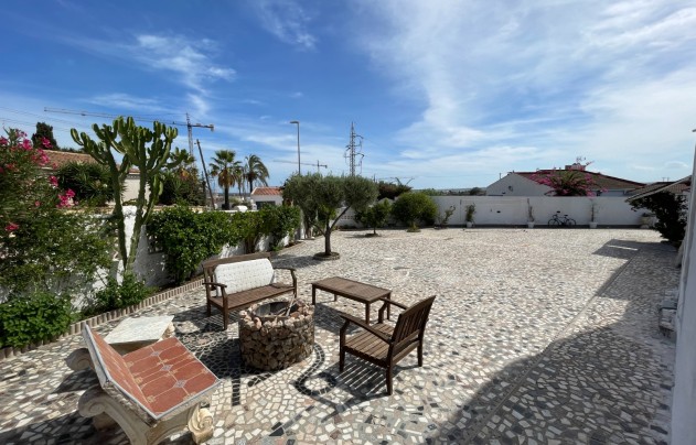 Herverkoop - Villa - Ciudad Quesada