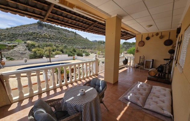 Resale - Villa - Sax