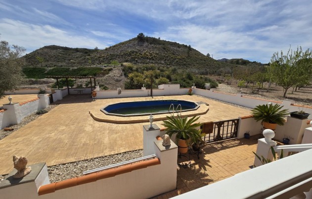 Resale - Villa - Sax