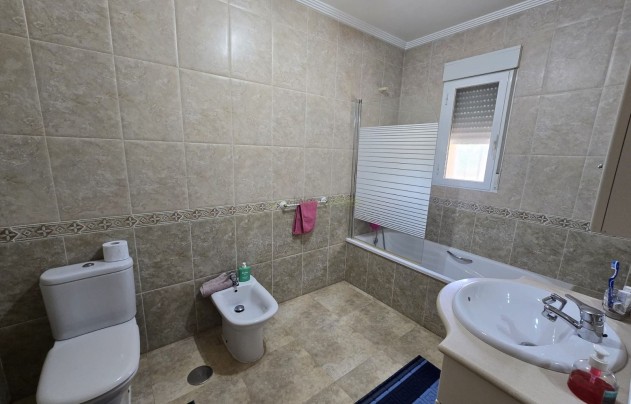 Resale - Villa - Sax