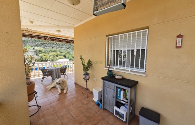 Resale - Villa - Sax