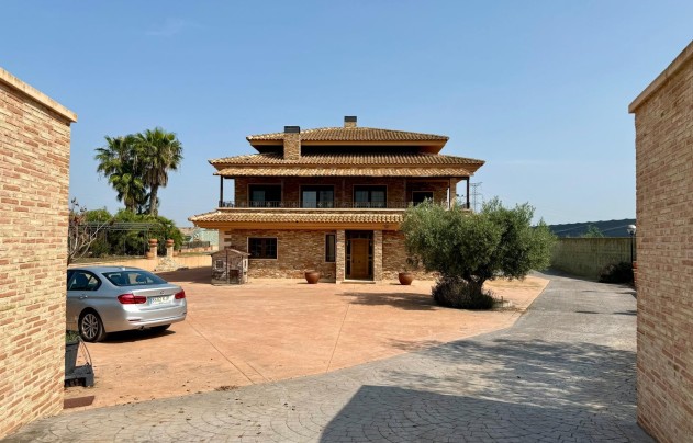 Resale - Villa - San Miguel de Salinas